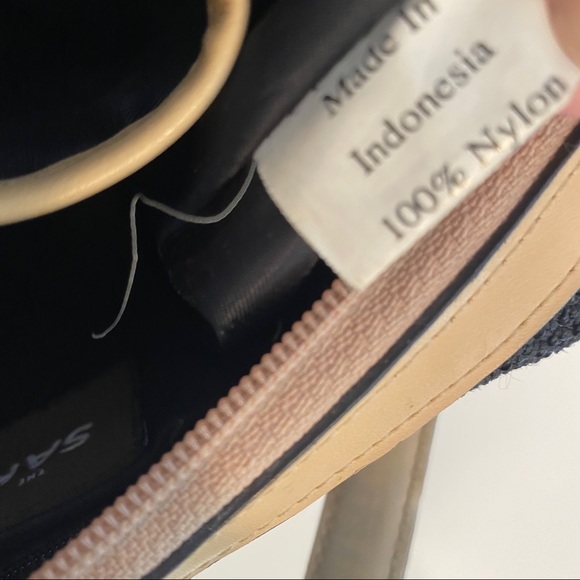 The Sak | Crochet Hobo Bag Leather Straps - Picture 8 of 8